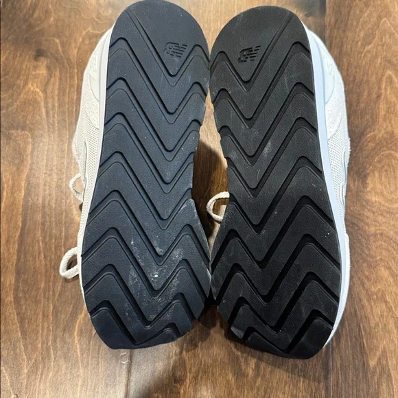 New Balance 515 H Platform Sneakers NWOT Athletic Shoes